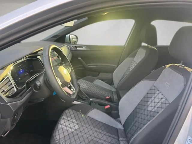 Volkswagen Taigo 1.0 TSI DSG R-Line