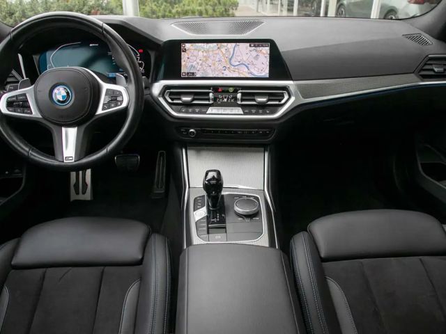 BMW 330 330e M-Sport Touring