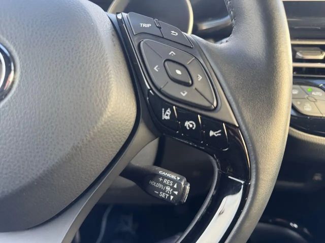 Toyota C-HR Hybride Team D