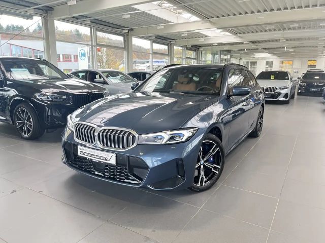 BMW 330 330e xDrive