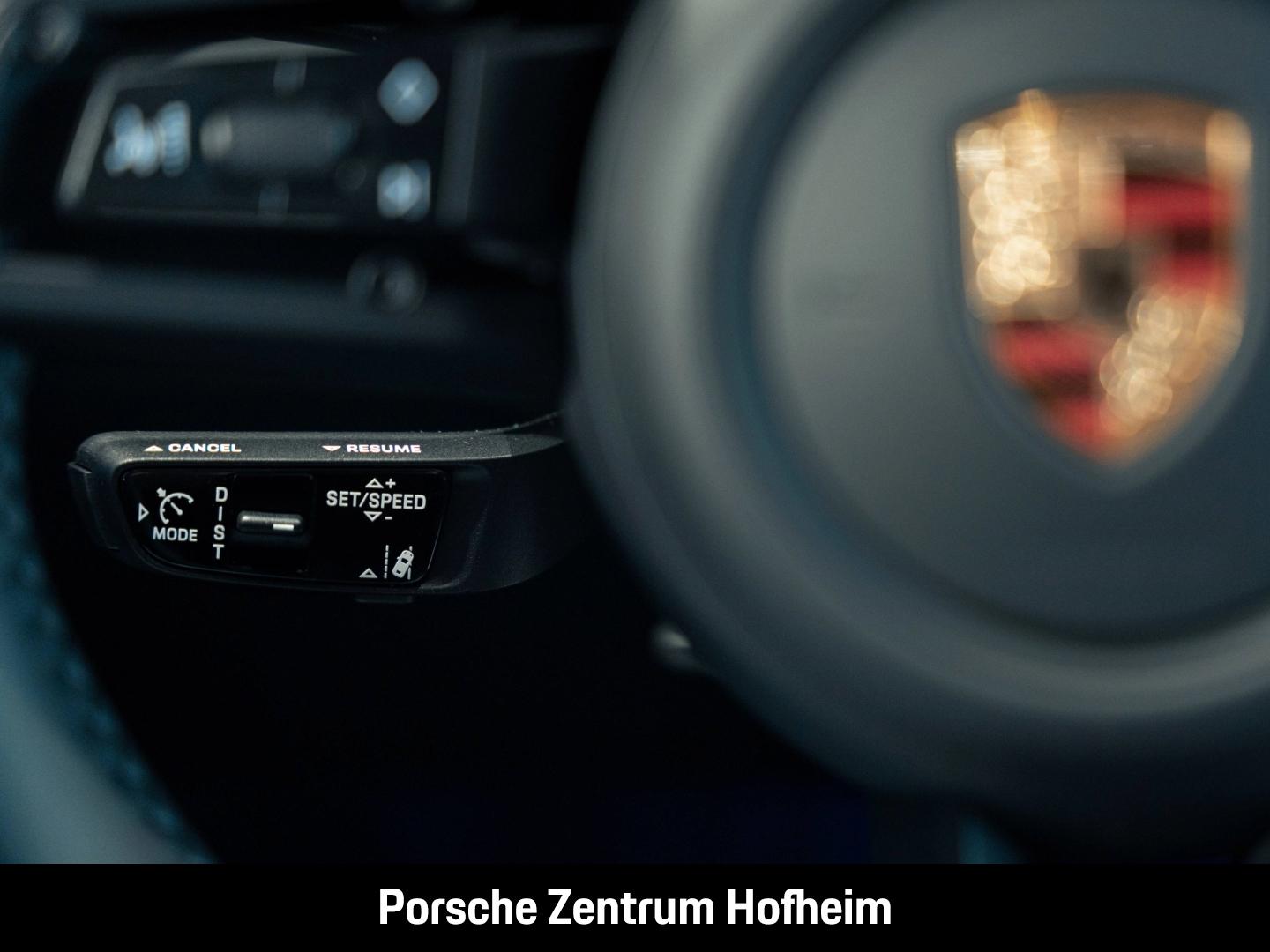 Porsche Macan Abstandstempomat Luftfederung Panorama