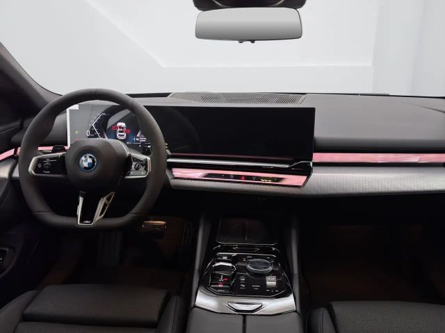 BMW 530 530e Touring