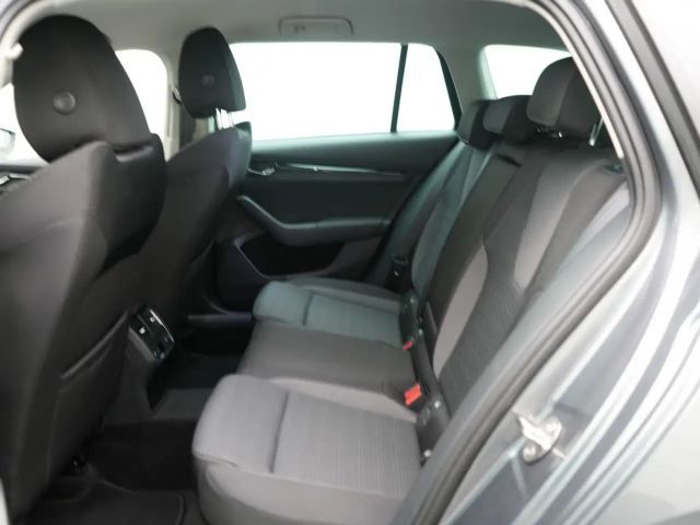 Skoda Octavia Ambition Combi iV