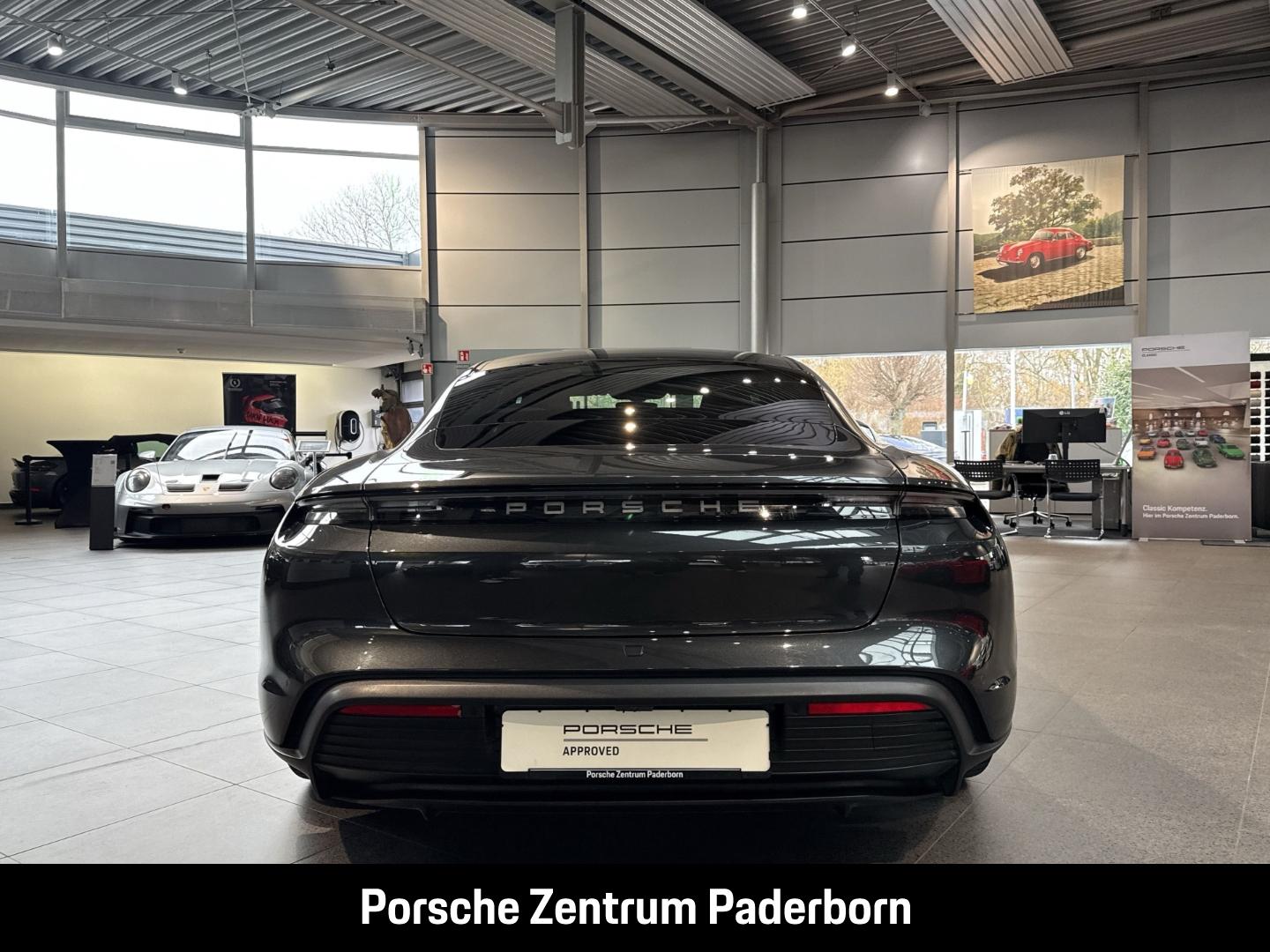 Porsche Taycan InnoDrive Head-Up Luftfederung 20-Zoll