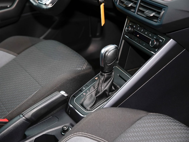 Volkswagen Polo 1.5 TSI DSG R-Line