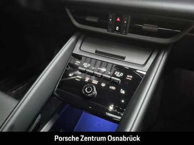 Porsche Macan 4