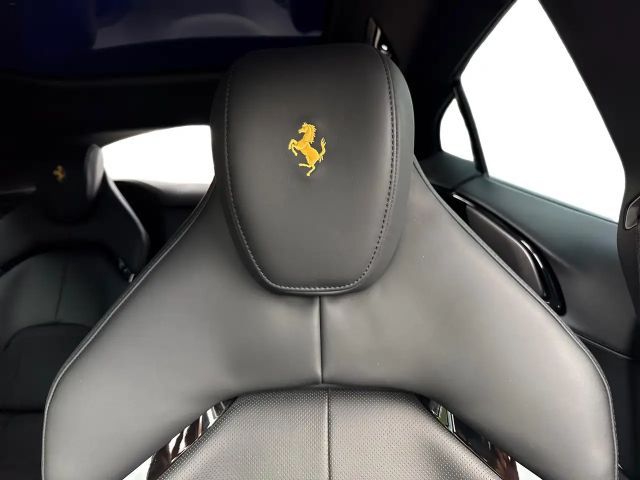 Ferrari Purosangue *Embleme*HiFi*PDC*Klima*Leder*
