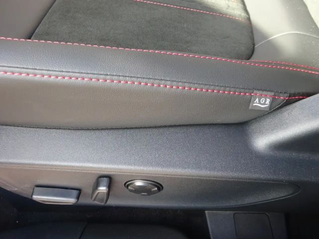 Ford Kuga Plug in Hybrid ST Line X