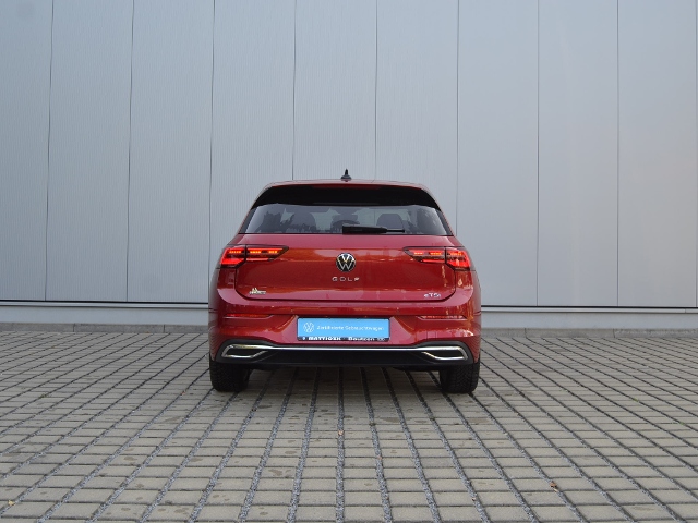 Volkswagen Golf 1.5 eTSI DSG Golf VIII IQ.Drive