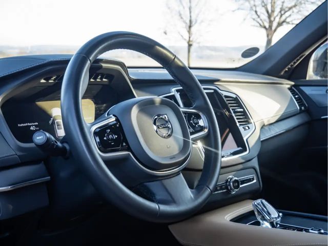 Volvo XC90 AWD Dark Plus T8