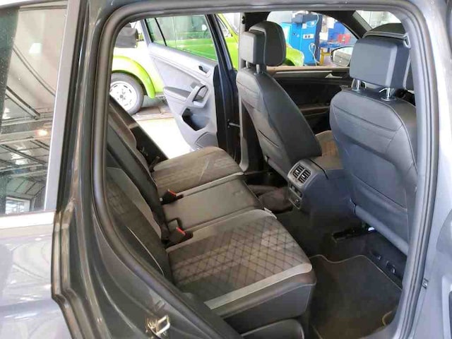 Volkswagen Tiguan Pano HUD DCC Keyless IQLight