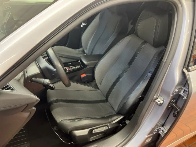 Peugeot 2008 Allure Pack PureTech