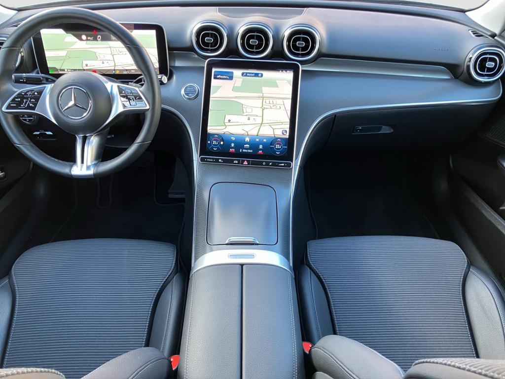 Mercedes-Benz C 200 AVANTGARDE Sedan