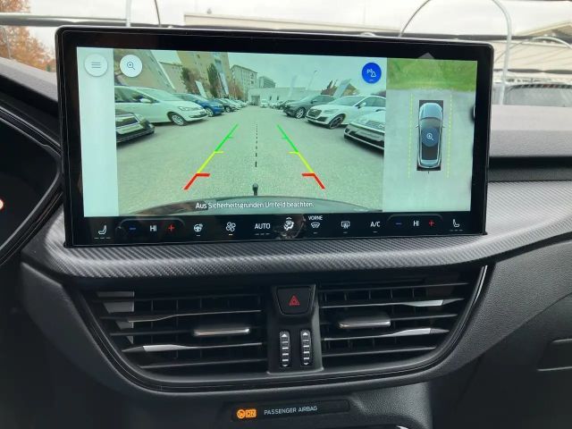 Ford Kuga Hybrid ST Line X