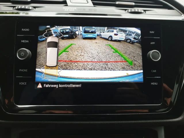 Volkswagen Touran 1.5 TSI DSG R-Line