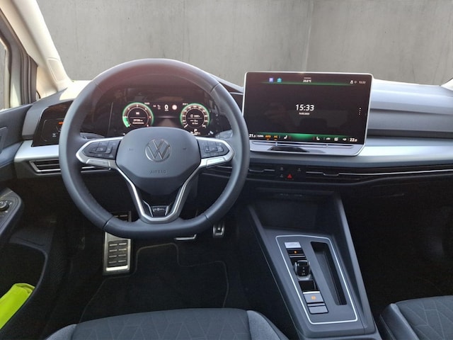 Volkswagen Golf Life Variant