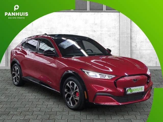 Ford Mustang Mach-E AWD Premium