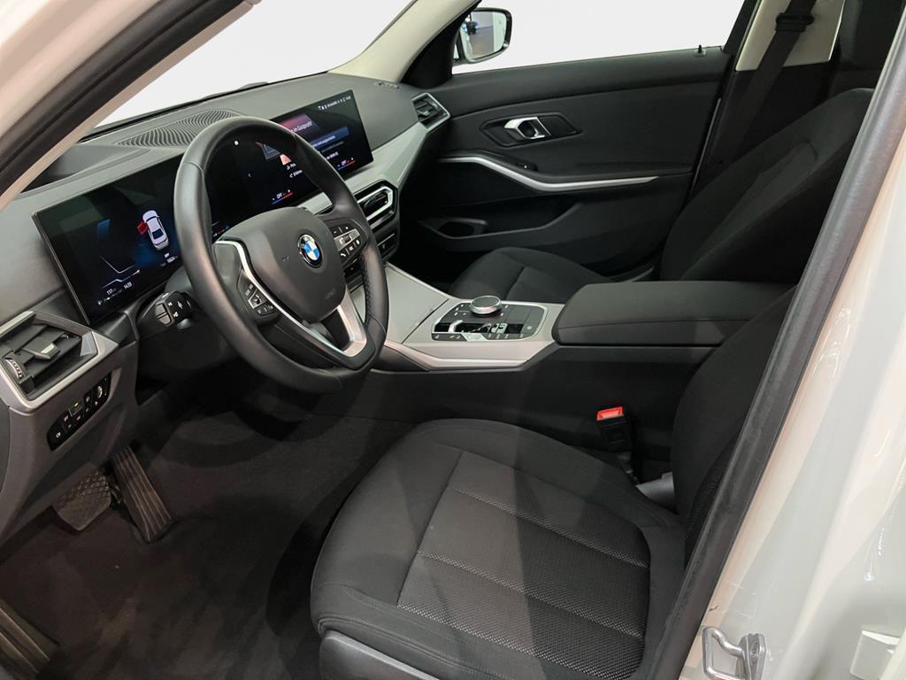 BMW 320 320i Sedan xDrive