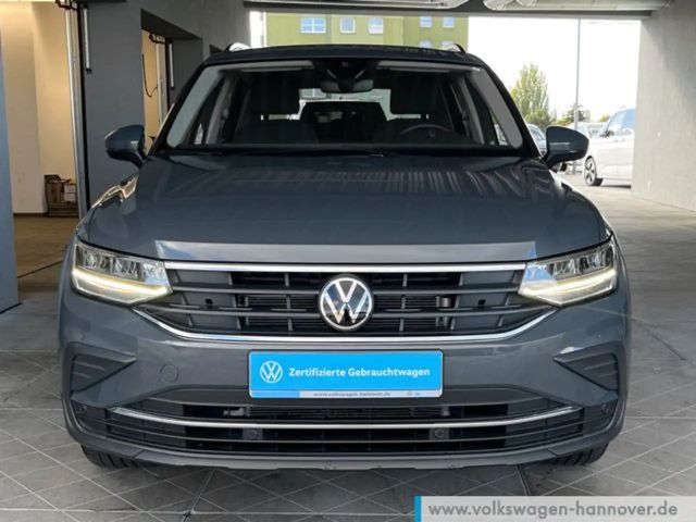 Volkswagen Tiguan 2.0 TSI DSG Life