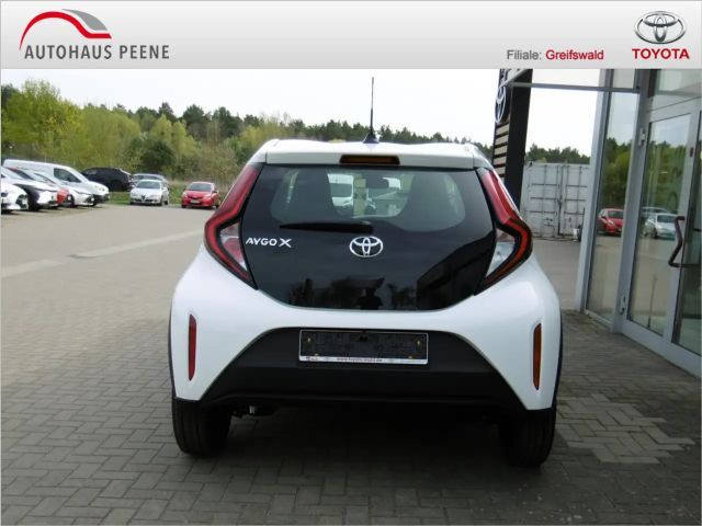 Toyota Aygo X 1.0 VVT-i Business Hatchback
