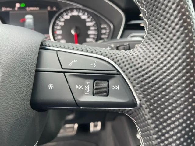 Audi A4 45 TFSI Avant Quattro S-Line