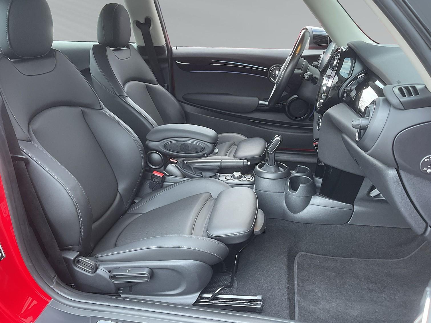 MINI Cooper 1.5 Classic