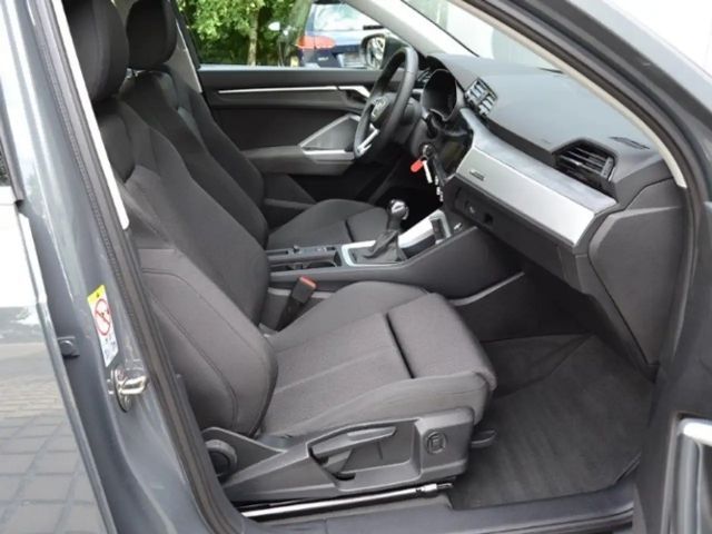 Audi Q3 35 TFSI S-Tronic