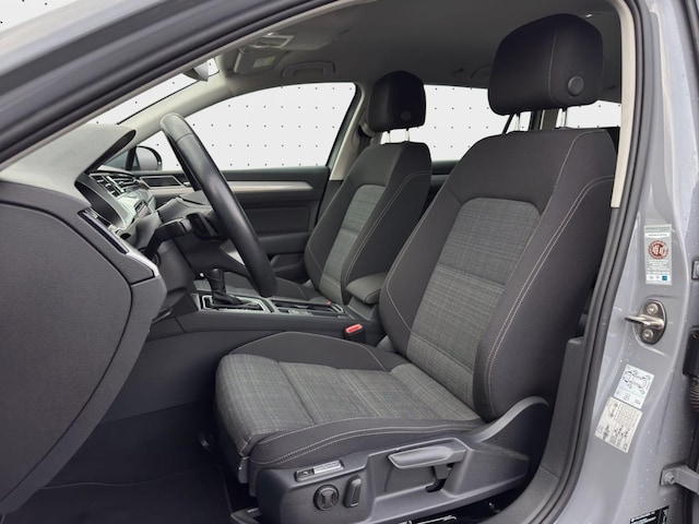 Volkswagen Passat 2.0 TDI Business DSG Variant