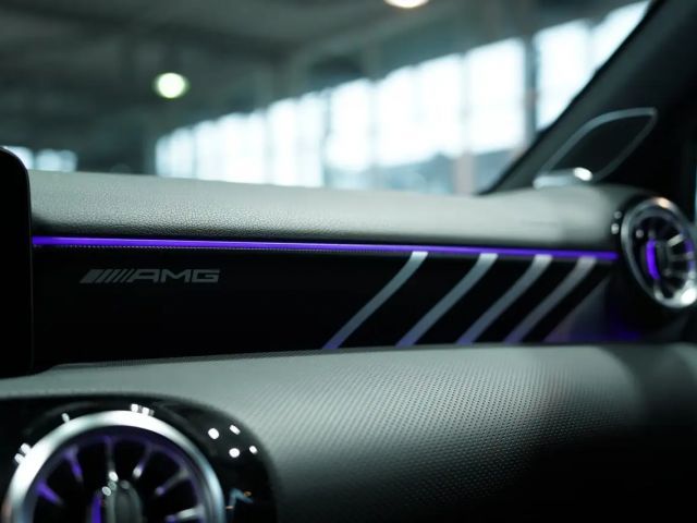 Mercedes-Benz A 35 AMG 4MATIC AMG Line