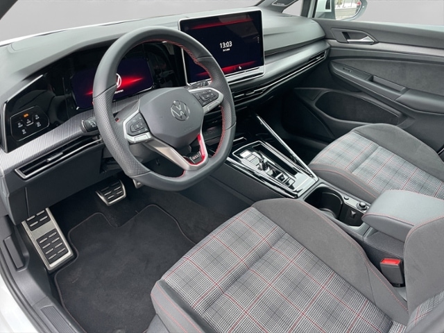 Volkswagen Golf 2.0 TSI DSG Golf VIII