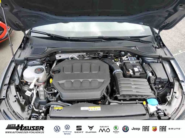 Volkswagen Golf 2.0 TSI DSG Golf VIII