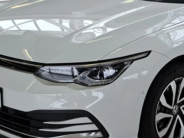 Volkswagen Golf 1.5 eTSI DSG Golf VIII Variant