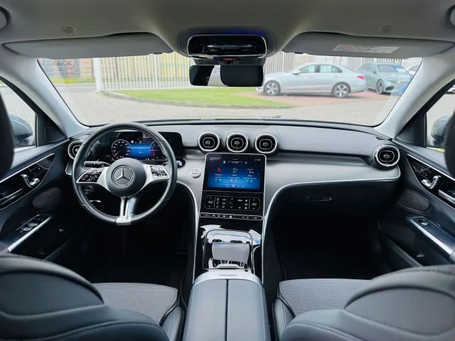 Mercedes-Benz C 220 AVANTGARDE C 220 d Estate