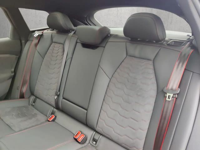 Audi A6 e-tron Quattro S-Line