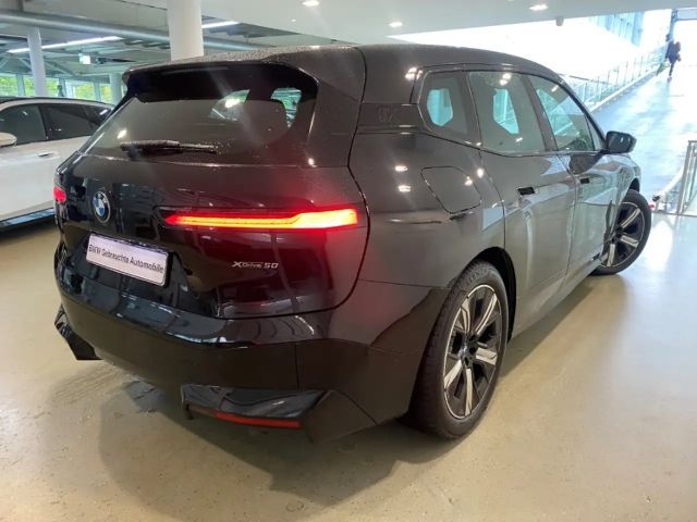 BMW iX xDrive50