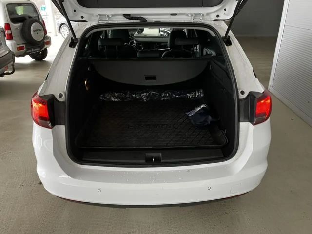 Opel Astra Edition Sports Tourer Turbo