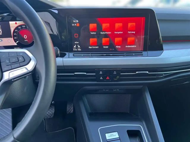 Volkswagen Golf 1.5 eTSI DSG Life