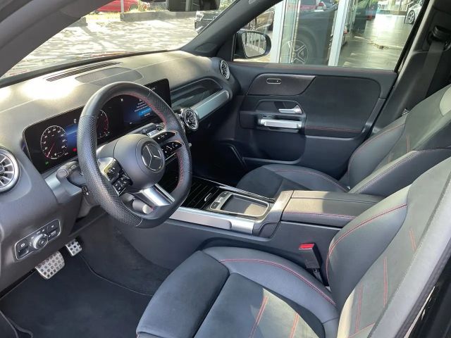 Mercedes-Benz GLB 200 AMG Line GLB 200 d