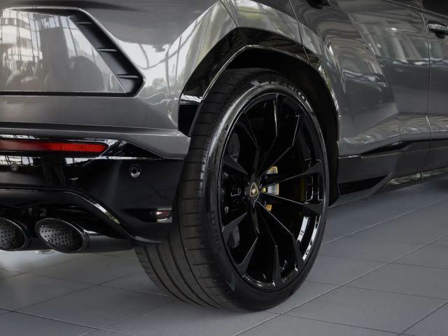 Lamborghini Urus *23 Zoll *Pano *Keramik *B&O *LUFT