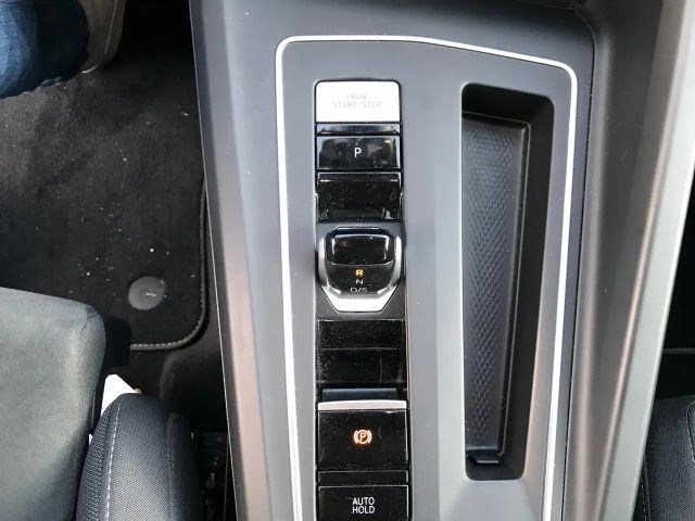 Volkswagen Golf DSG Style eHybrid