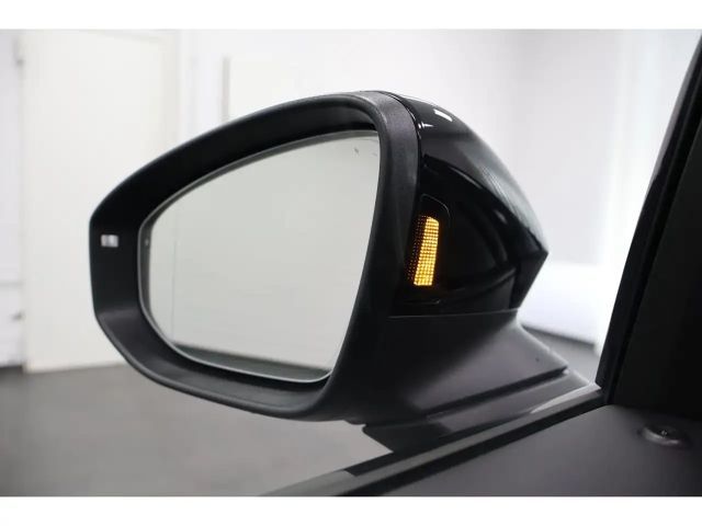 Volkswagen Passat 2.0 TDI R-Line Variant