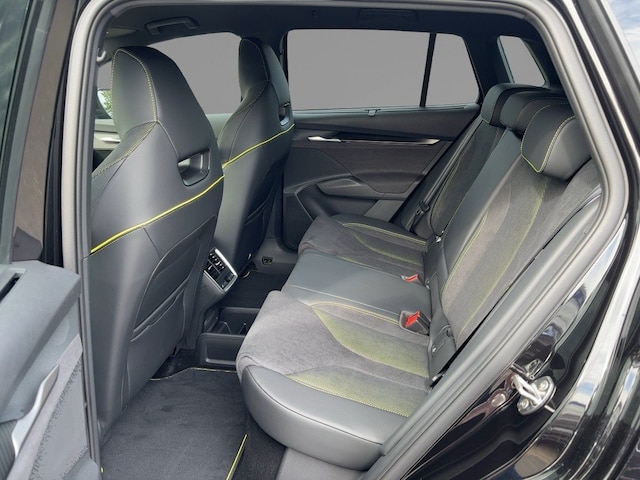 Skoda Elroq Elroq RS 84 kWh 250 kW 4x4 AHZV MAXX WINTER