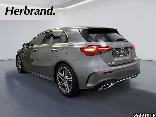 Mercedes-Benz A 200 AMG Line