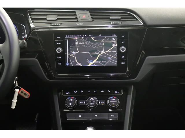 Volkswagen Touran 1.5 TSI Highline R-Line