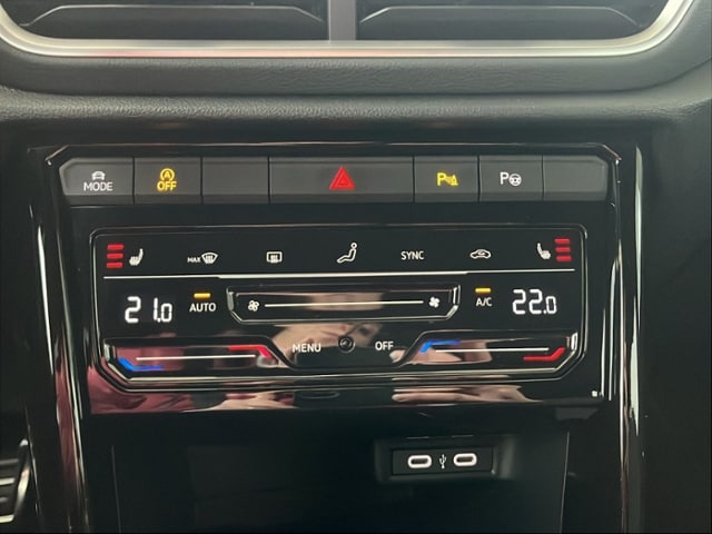 Volkswagen T-Roc 1.5 TSI DSG R-Line