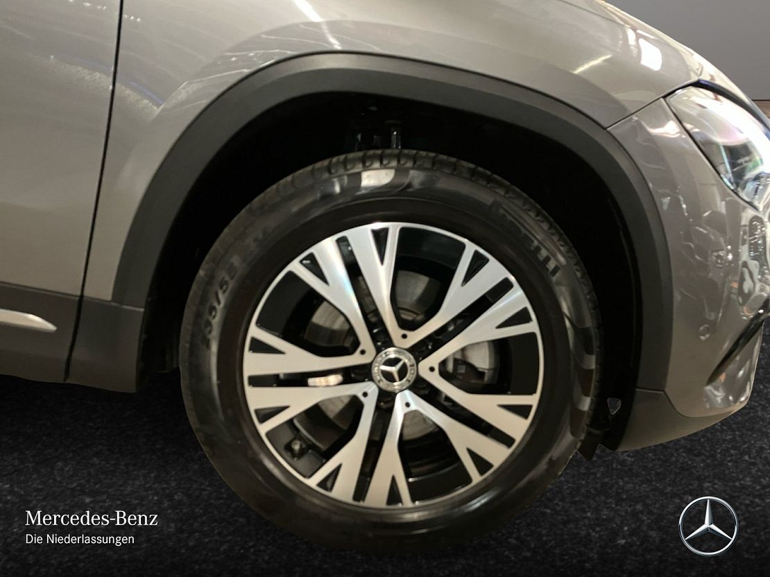 Mercedes-Benz GLA 180 Progressive