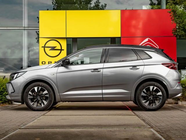 Opel Grandland X Hybrid