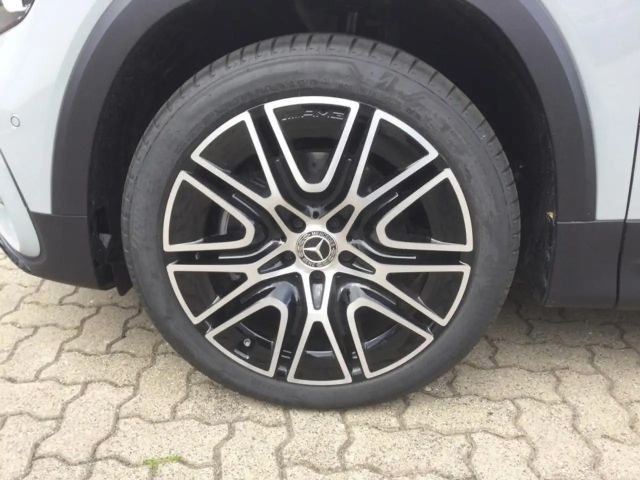 Mercedes-Benz GLB 180 AMG Line