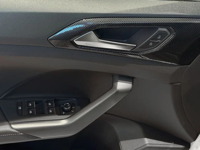 Volkswagen T-Cross 1.0 TSI DSG R-Line