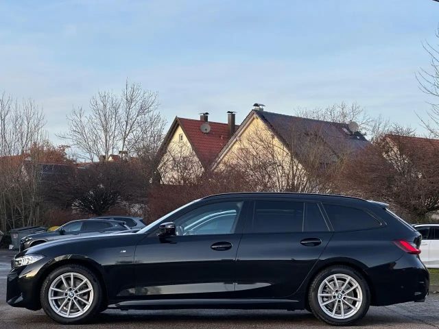 BMW 320 320d M-Sport Touring xDrive